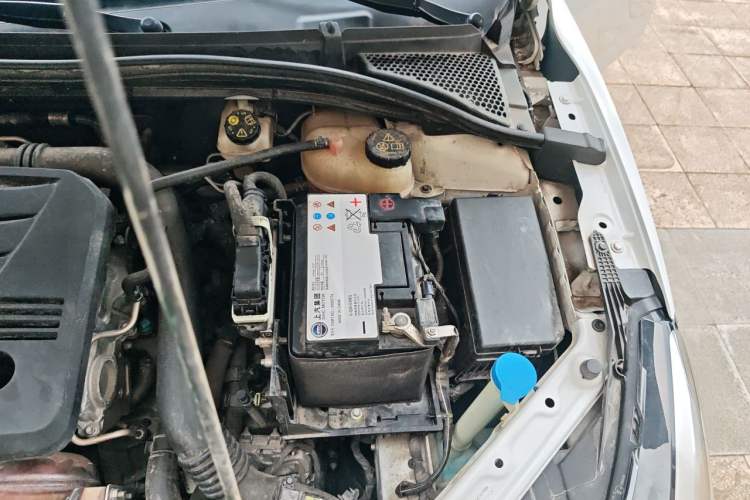 Used MG 5 2022 300TGI DCT Chao Yue Luxury Edition Engine Bay Left