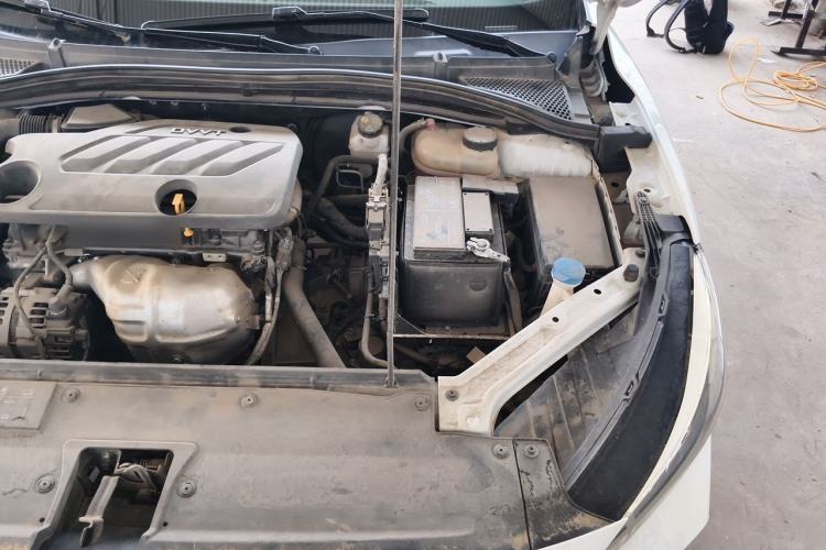 Used MG 5 2022 180 DVVT CVT Youth Luxury Edition Engine Bay Left