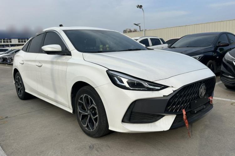 Used MG 5 2022 180 DVVT CVT Youth Luxury Edition Exterior 2
