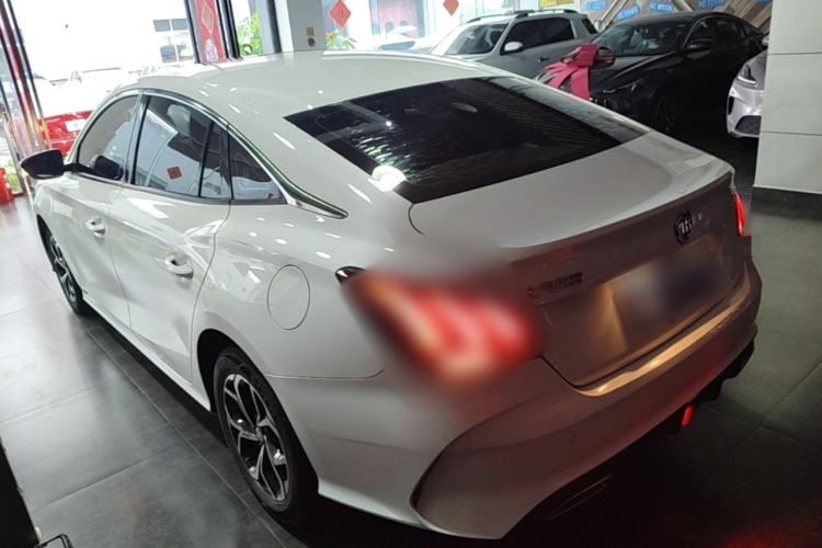 Used MG 5 2022 180 DVVT CVT Youth Luxury Edition Exterior 2