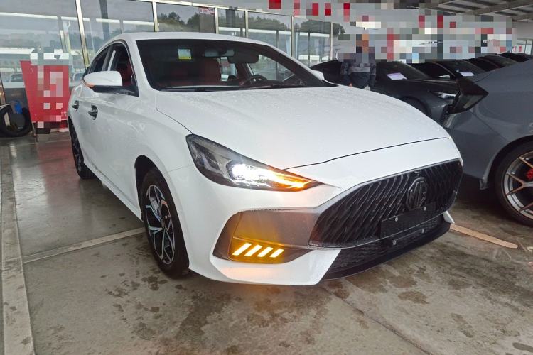 Used MG 5 2022 180 DVVT CVT Youth Luxury Edition Exterior 2