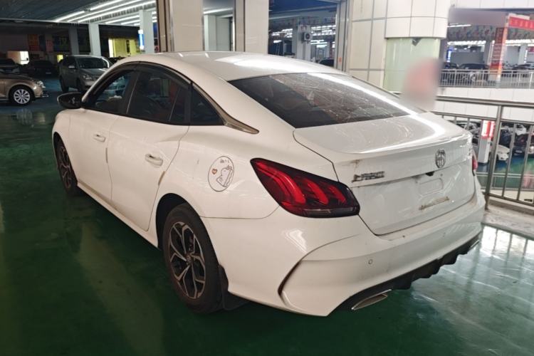 Used MG 5 2022 180 DVVT CVT Youth Luxury Edition Exterior 2