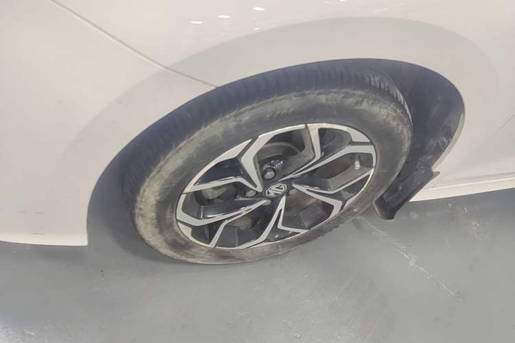 Used MG 5 2022 180 DVVT CVT Youth Style Edition Exterior 4