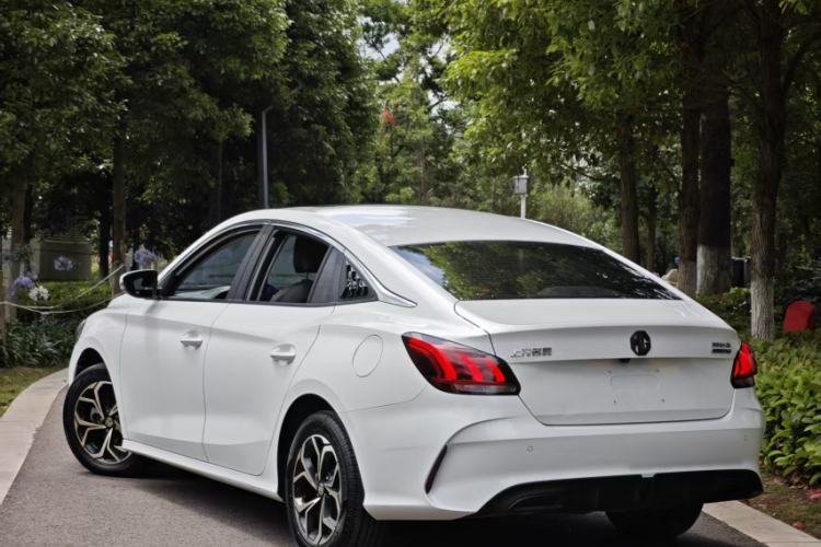 Used MG 5 2022 180 DVVT CVT Youth Style Edition Exterior 9