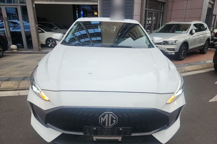 Used MG 5 2022 180 DVVT CVT Youth Luxury Edition Front