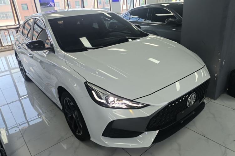 Used MG 5 2022 300TGI DCT Chao Yue Luxury Edition Front Right 45 Deg