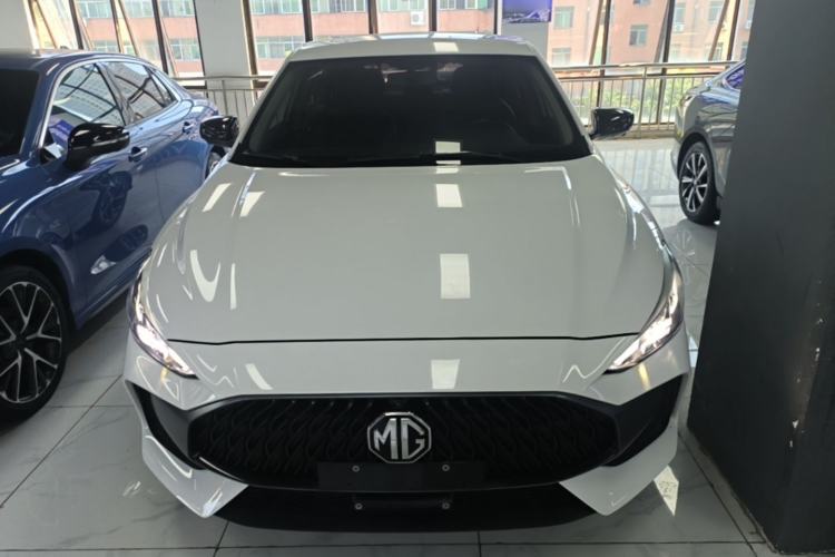 Used MG 5 2022 300TGI DCT Chao Yue Luxury Edition Front