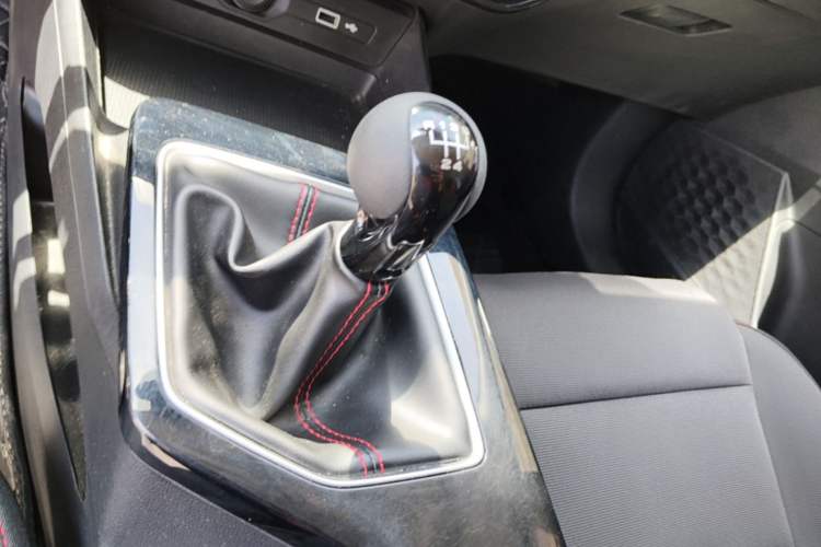 Used MG 5 2022 180 DVVT Manual Youth Style Edition Gear Lever