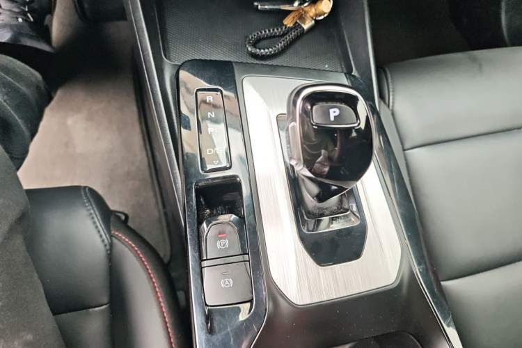 Used MG 5 2022 300TGI DCT Chao Yue Luxury Edition Gear Lever