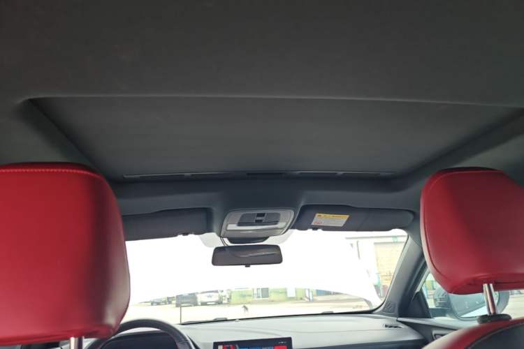 Used MG 5 2022 300TGI DCT Chao Yue Luxury Edition Headliner