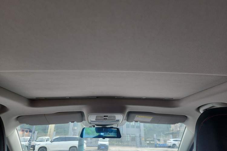 Used MG 5 2022 180 DVVT CVT Youth Luxury Edition Headliner
