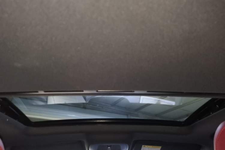 Used MG 5 2022 180 DVVT CVT Youth Luxury Edition Headliner