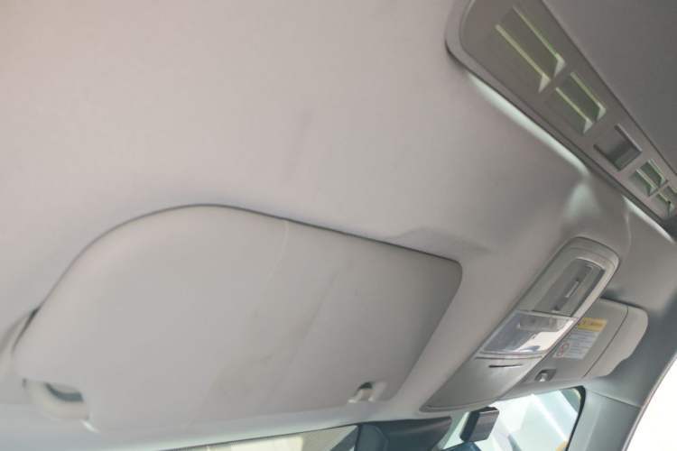Used MG 5 2022 180 DVVT CVT Youth Luxury Edition Headliner