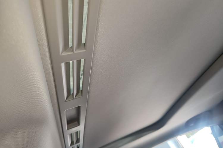 Used MG 5 2022 180 DVVT CVT Youth Luxury Edition Headliner