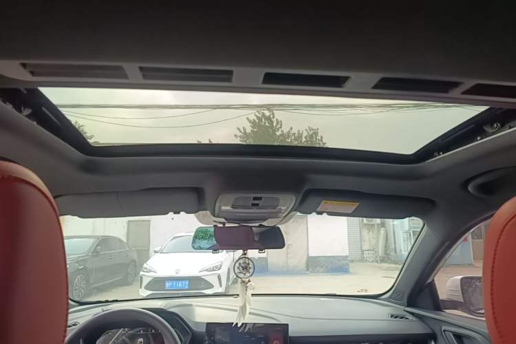 Used MG 5 2022 180 DVVT CVT Youth Luxury Edition Headliner