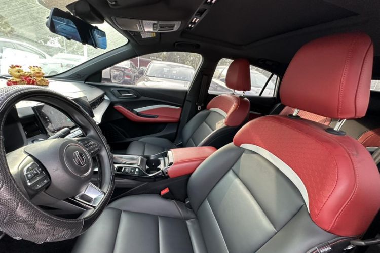 Used MG 5 2022 180 DVVT CVT Youth Luxury Edition Interior 1