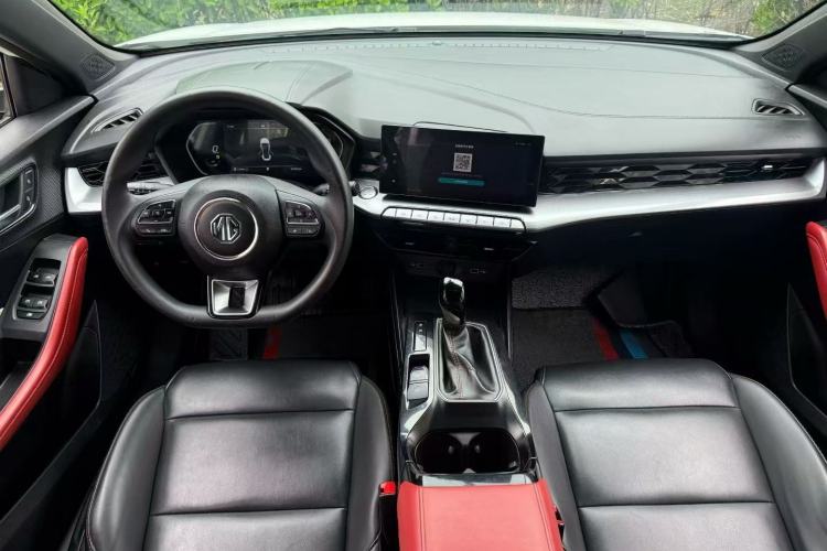 Used MG 5 2022 180 DVVT CVT Youth Luxury Edition Interior 2