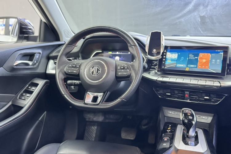Used MG 5 2022 300TGI DCT Chao Yue Luxury Edition Interior 2