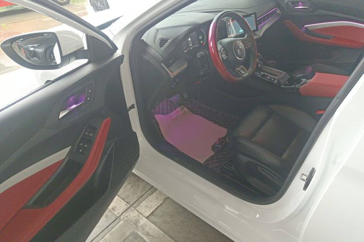 Used MG 5 2022 180 DVVT CVT Youth Luxury Edition Interior 3