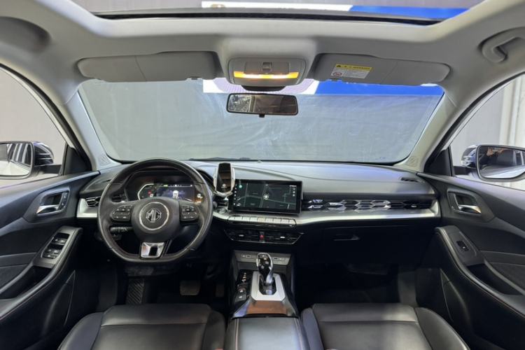 Used MG 5 2022 300TGI DCT Chao Yue Luxury Edition Interior 3
