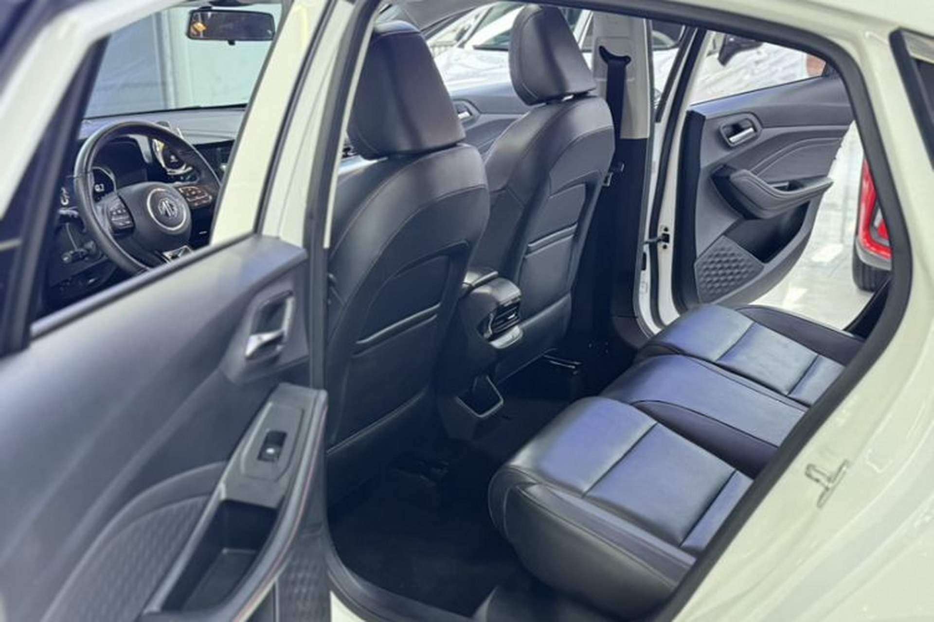 Used MG 5 2022 300TGI DCT Chao Yue Luxury Edition Interior 8