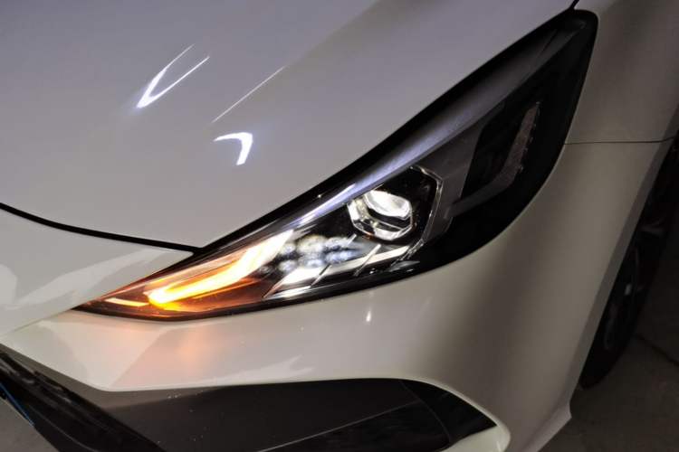 Used MG 5 2022 180 DVVT CVT Youth Luxury Edition Left Front Headlight
