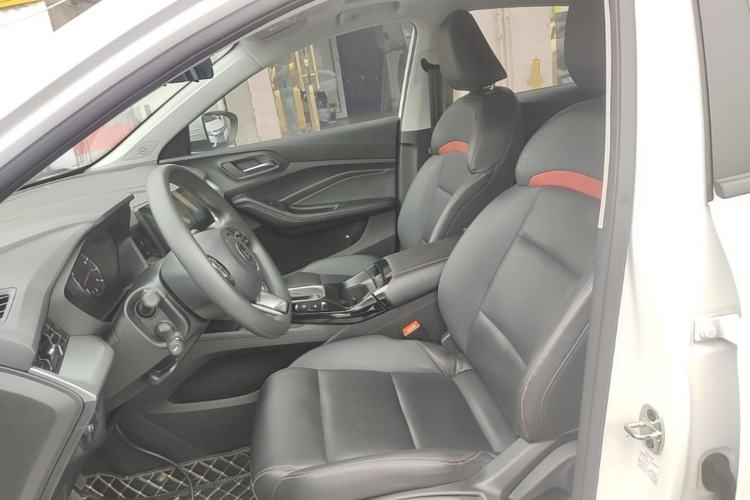 Used MG 5 2022 180 DVVT CVT Youth Luxury Edition Left Front Seat