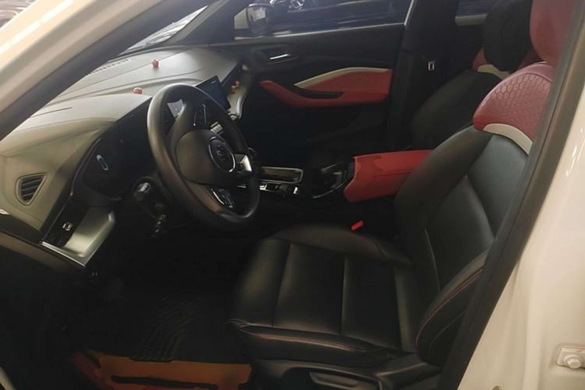 Used MG 5 2022 180 DVVT CVT Youth Luxury Edition Left Front Seat