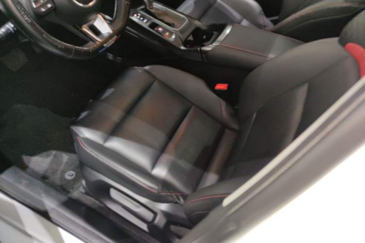 Used MG 5 2022 180 DVVT CVT Youth Style Edition Left Front Seat