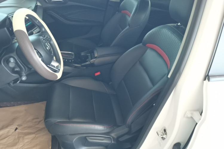 Used MG 5 2022 180 DVVT CVT Youth Luxury Edition Left Front Seat