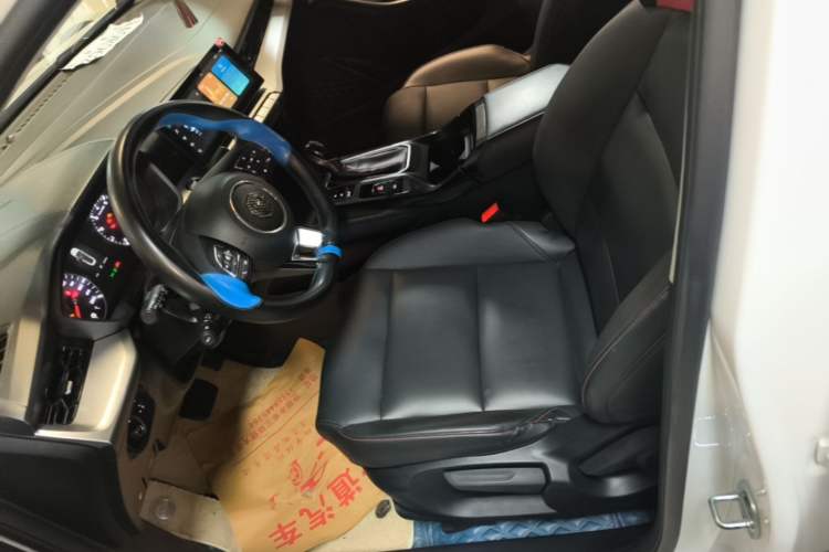 Used MG 5 2022 180 DVVT CVT Youth Style Edition Left Front Seat