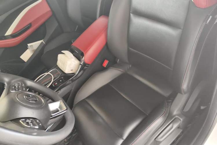 Used MG 5 2022 180 DVVT CVT Youth Luxury Edition Left Front Seat