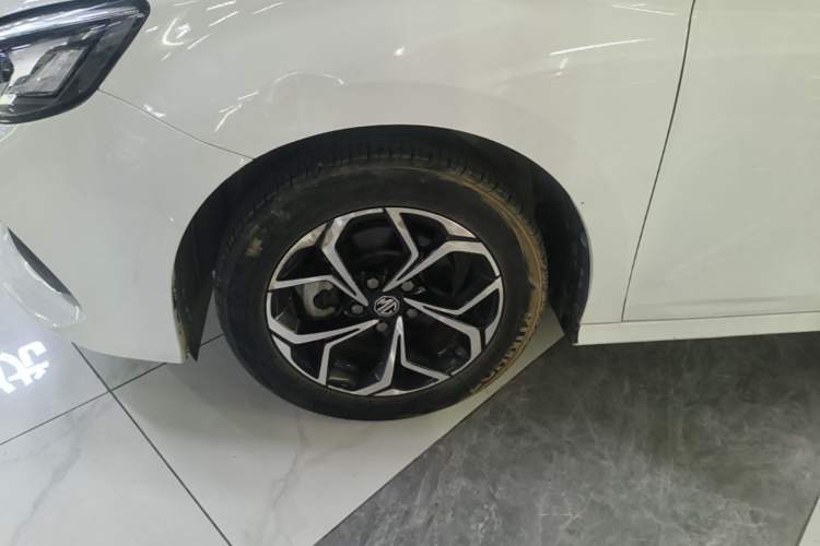 Used MG 5 2022 180 DVVT CVT Youth Luxury Edition Left Front Wheel Hub
