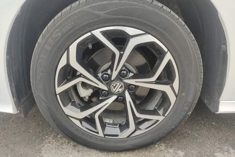 Used MG 5 2022 180 DVVT CVT Youth Luxury Edition Left Front Wheel Hub