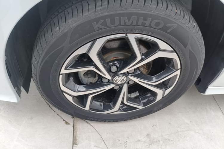 Used MG 5 2022 180 DVVT CVT Youth Luxury Edition Left Front Wheel Hub