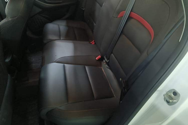Used MG 5 2022 180 DVVT CVT Youth Luxury Edition Left Rear Seat