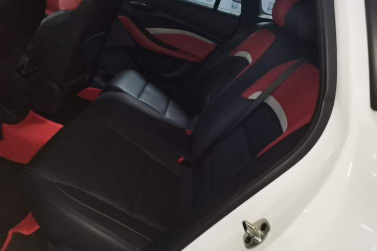 Used MG 5 2022 180 DVVT CVT Youth Luxury Edition Left Rear Seat