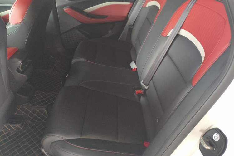 Used MG 5 2022 180 DVVT CVT Youth Luxury Edition Left Rear Seat