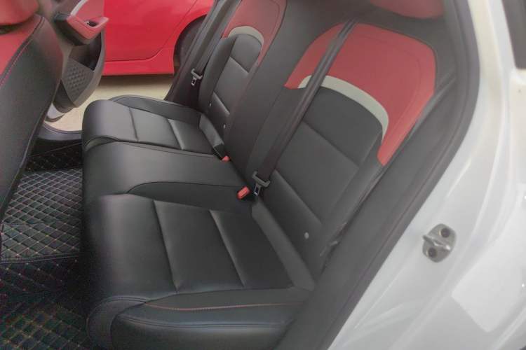 Used MG 5 2022 300TGI DCT Chao Yue Luxury Edition Left Rear Seat