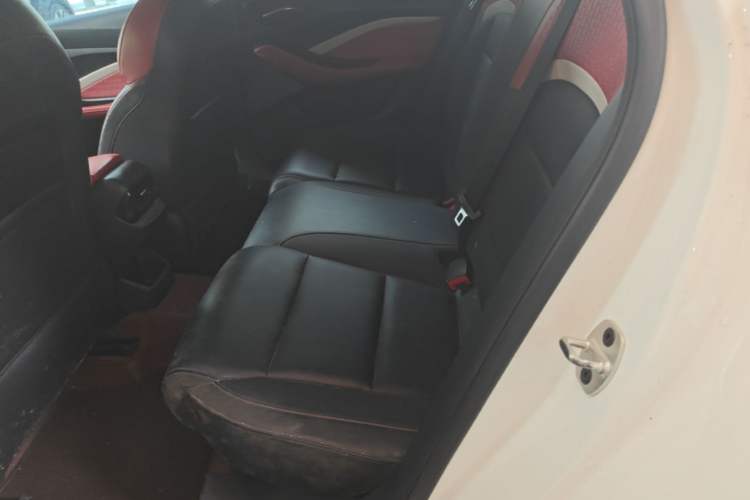 Used MG 5 2022 180 DVVT CVT Youth Luxury Edition Left Rear Seat