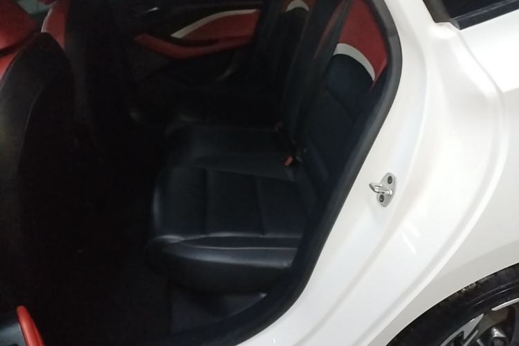 Used MG 5 2022 300TGI DCT Chao Yue Luxury Edition Left Rear Seat