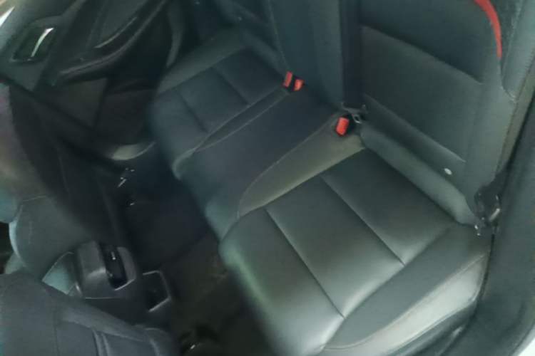 Used MG 5 2022 300TGI DCT Chao Yue Luxury Edition Left Rear Seat