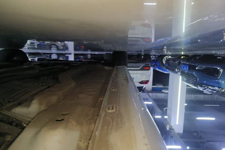 Used MG 5 2022 180 DVVT CVT Youth Luxury Edition Left Side Sill