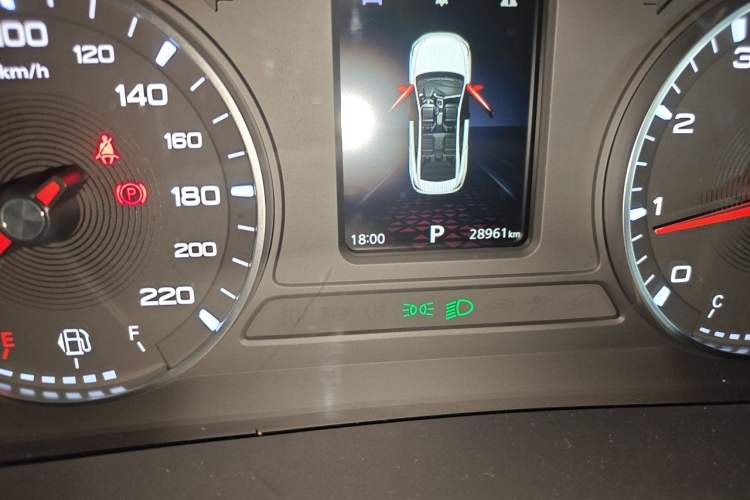 Used MG 5 2022 180 DVVT CVT Youth Style Edition Odometer Close Up