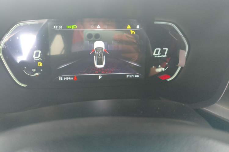Used MG 5 2022 180 DVVT CVT Youth Luxury Edition Odometer Close Up