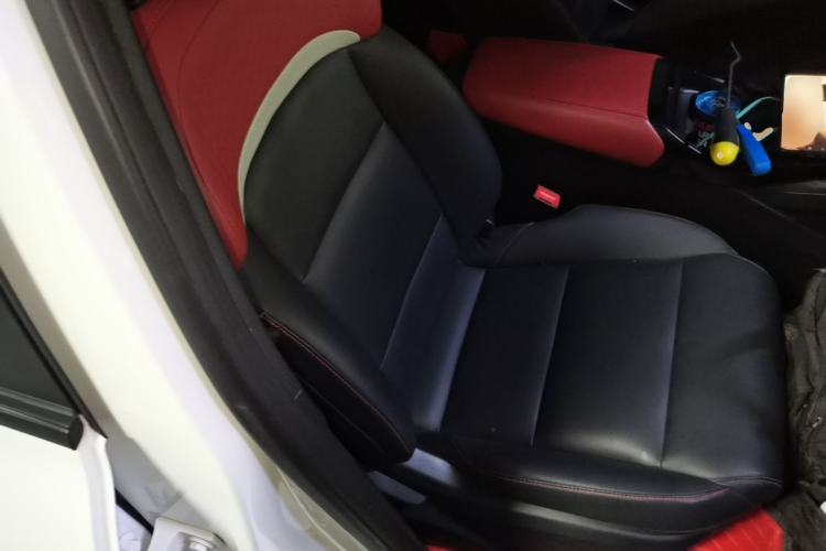 Used MG 5 2022 180 DVVT CVT Youth Luxury Edition Right Front Seat