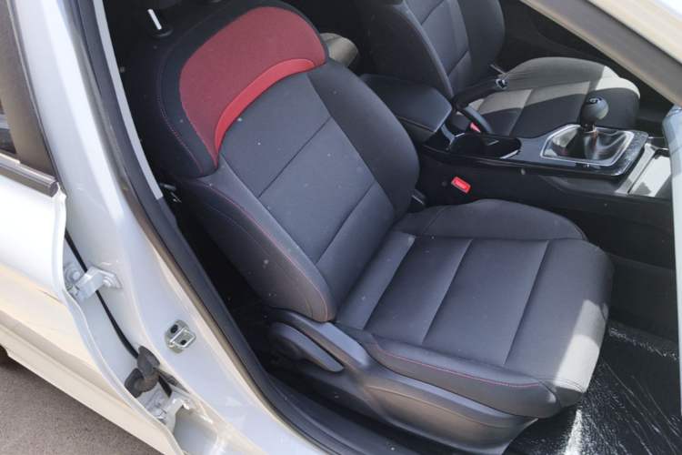 Used MG 5 2022 180 DVVT Manual Youth Style Edition Right Front Seat