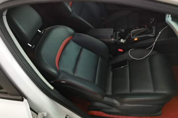 Used MG 5 2022 180 DVVT CVT Youth Style Edition Right Front Seat