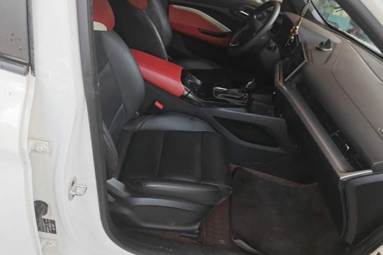 Used MG 5 2022 180 DVVT CVT Youth Luxury Edition Right Front Seat