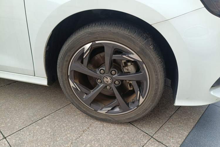Used MG 5 2022 300TGI DCT Chao Yue Luxury Edition Right Front Wheel Hub